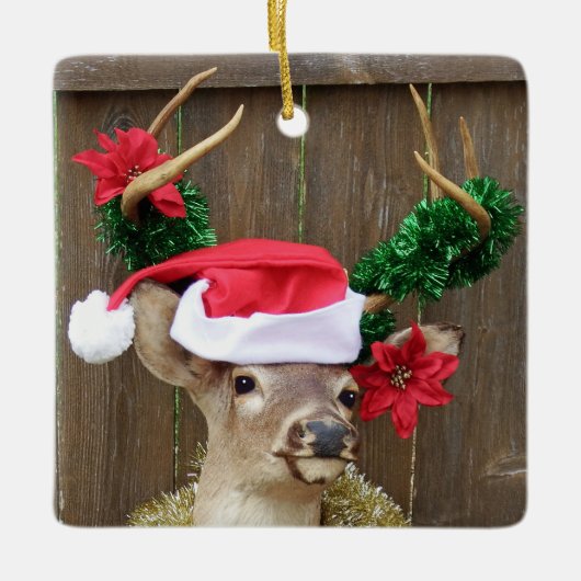 Whitetail Deer in Santa Hat en Kerstgarland Keramisch Ornament (Voorkant)