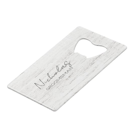 Whitewashed Wood gepersonaliseerde bruidsfeestje Creditkaart Flessenopener (Voorkant Gekanteld)