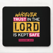 Whoever Trusts in the Lord Is Kept Safe Quote Muismat (Voorkant)