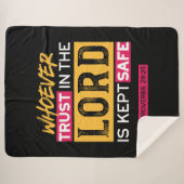 Whoever Trusts in the Lord Is Kept Safe Quote Sherpa Deken (Voorkant (horizontaal))