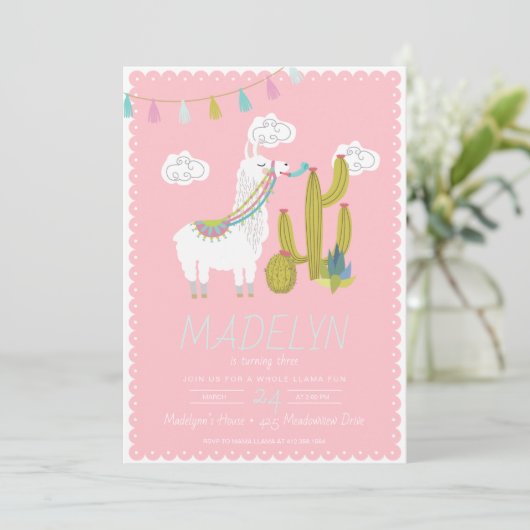 Whole Llama Fun Altempo Birthday Uitnodiging (Staand voorkant)