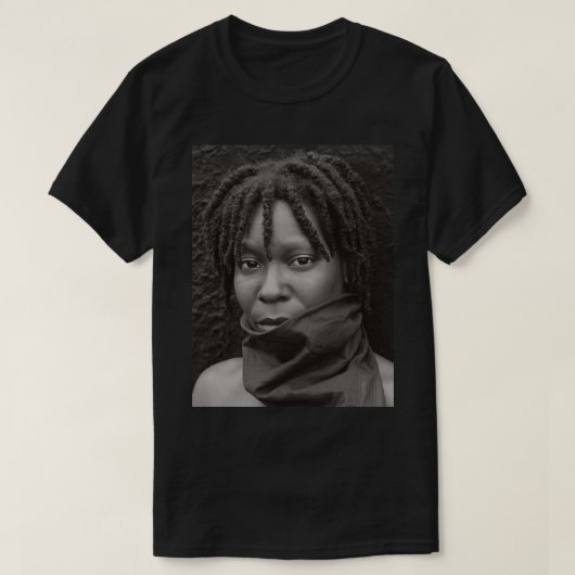 Whoopi Goldberg American Comedian 1955 T-shirt (Design voorkant)