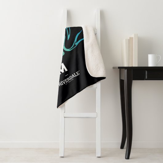 Whyte Wyrm Logo Sherpa Deken (In situ)