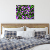 WI State Flower Wood Violet Mosaic Patroon Canvas Afdruk (Insitu (Slaapkamer))