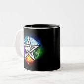 Wiccan pentagram tweekleurige koffiemok (Voorkant links)