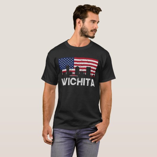 Wichita KS American Flag Skyline Disted T-shirt (Voorkant volledig)