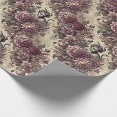 Wicked Plum Petals – Gothic Floral Design Cadeaupapier (Hoek)