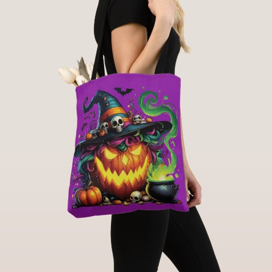 Wicked Pumpkin Witch Cauldron Tote Bag (Dichtbij)