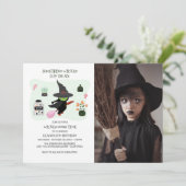 Wickedly Schattigee Green Witch verjaardagsfeestje Kaart (Staand voorkant)