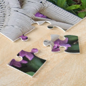 wickerstoel in de tuin van azalea legpuzzel (Zijkant)