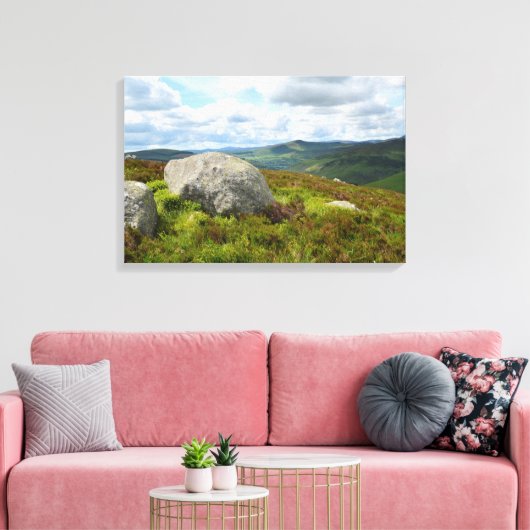 Wicklow bergen, Ierland canvas print (Insitu (Woonkamer))