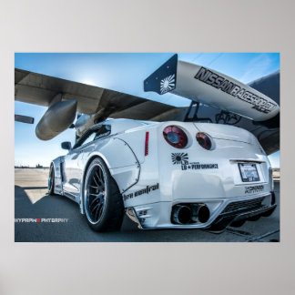 Widebody Nissan GT-R Libertywalk R35 met vliegtuig Poster