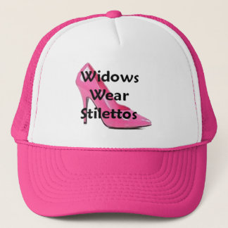 Widows Draag Stilettos Officiële Logo Trucker Pet