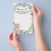 Wie ben ik Beer Greenery Baby shower Game Card Flyer (Hand)