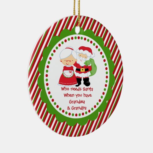 Wie heeft de Kerstman nodig. Grandma Grandpa Kerst Keramisch Ornament (Rechts)