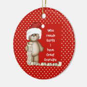 Wie heeft de Kerstman nodig.. Grote kerstversierin Keramisch Ornament (Links)