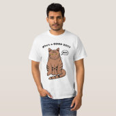 Wie is een GOEIE JONGEN? Grappige Tabby Kat T-shirt (Voorkant volledig)