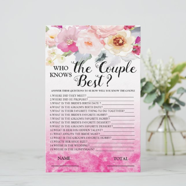 Wie kent Couple Best Pink Floral Bridal Game (Staand voorkant)