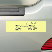 Wie loopt Wie Bumpersticker (Op auto)