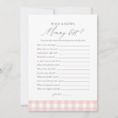 Wie weet mammie beste roze gingham Baby shower spe Kaart (Voorkant)