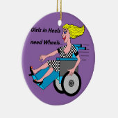 Wielstoelmeisje op de Heels Keramisch Ornament (Rechts)