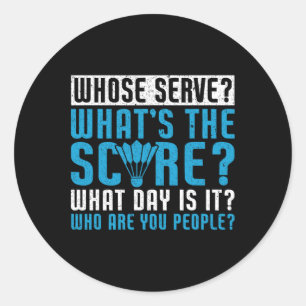 Wiens dienen wat is de score op welke dag is het g ronde sticker