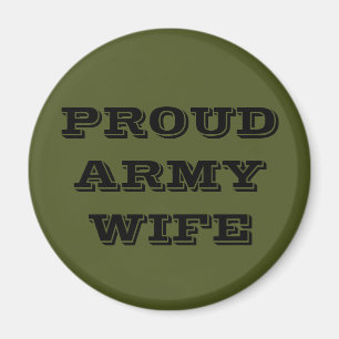 Wife bij het Magnet Proud Army