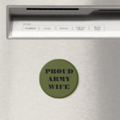 Wife bij het Magnet Proud Army (Insitu (Vaatwasser))