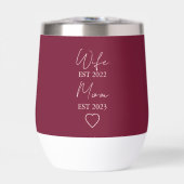 Wife & Mom Est. – Minimalist Valentine Gift (Voorkant)