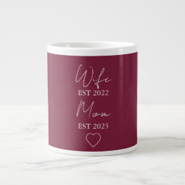 Wife & Mom Est. – Minimalist Valentine Gift Grote Koffiekop