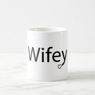 Wifey - Black/White Mok van 11 oz Morphing
