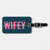Wifey Blauw Roze Monogram Script Bagagelabel (Voorkant horizontaal)