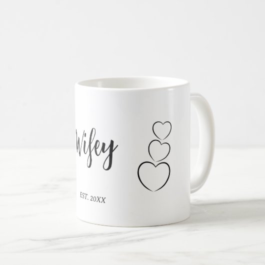 "Wifey". minimalistisch Koffiemok (Voorkant rechts)
