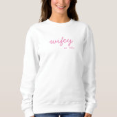 Wifey Modern Minimalistisch Script Gepersonaliseer Trui (Voorkant)