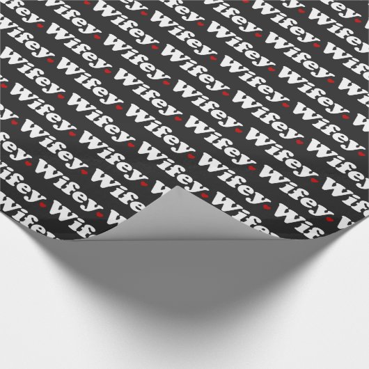 Wifey Typography Black Cadeaupapier (Hoek)