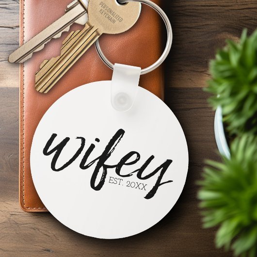 Wifey - Whimsical Black Calligraphy for the Bride Sleutelhanger