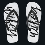 Wifey - Whimsical Black Calligraphy for the Bride Teenslippers<br><div class="desc">Dit ontwerp kenmerkt de kleurenzwarte. Een griezelige typestyle met een modder en een chic touch. U kunt de verjaardagsdatum of het jaartal toevoegen - of het extra lettertype verwijderen.</div>