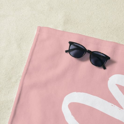 Wifey - Whimsical Calligraphy for the Bride Strandlaken (In situ)