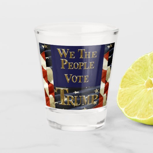 WIJ DE MENSEN STEMMEN TRUMP SHOT GLAS (Voorkant)