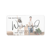 Wij hebben het Nieuwe Adres van de Verandering van Etiket (Voorkant)