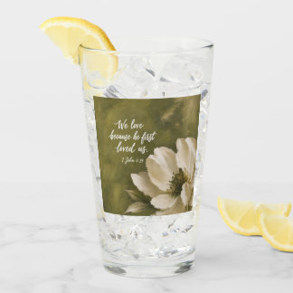 WIJ HEBBEN LIEF OMDAT HIJ ONS EERST LIEFHEBBT | Tr Glas