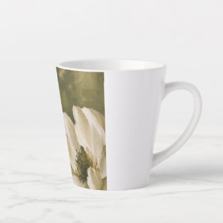 WIJ HEBBEN LIEF OMDAT HIJ ONS EERST LIEFHEBBT | Tr Latte Mok