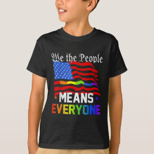 Wij, het volk, bedoelen iedereen met de Amerikaans T-shirt