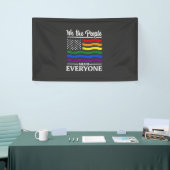 Wij Het Volk Betekent Iedereen Maand van de LGBTQ  Spandoek (Beurs)