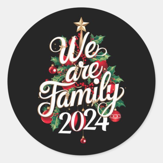 Wij zijn familie kerst 2024 bijpassende pyjama ronde sticker (Voorkant)