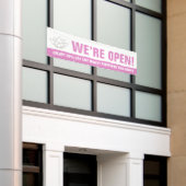 Wij zijn open beauty business roze wit logo promo spandoek (Buitenkant Gebouw)