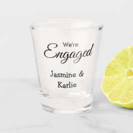 Wij zijn verloofd koppel naam romantisch stijlvol  shot glas