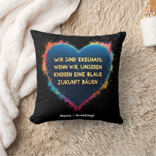 Wij zijn walgelijk als we onze kinderen een kussen
