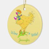 Wijn een kleine chick Power Yellow Whimsy Keramisch Ornament (Links)