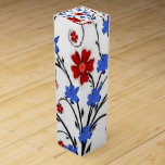 Wijn Gift Box Floral Wijn<br><div class="desc">Wine Gift Box Iets voor iedereen biedt aangepaste, gepersonaliseerde cadeaudoos voor wijn, speciaal voor dat speciale moment met je geliefden. Deze unieke cadeaudoos zal indruk maken op je vrienden en familie. Terwijl u hier reeds bent, kunt u andere verwante badkamerartikelen zoals douchegordiners, zeepdispensers, badmatten, badsets, kleurrijke kindergordijnen, badweegschalen, mannen douchegordijnen,...</div>